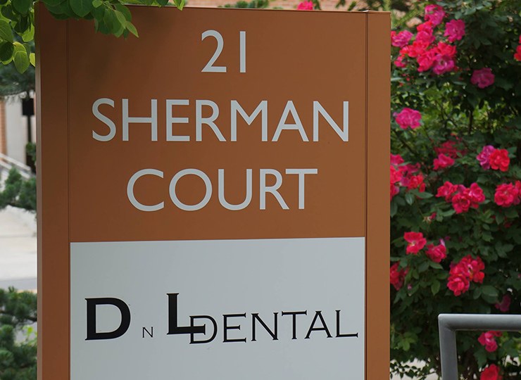 Outside signage of DNL Dental in Fairfield